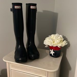 It’s a Hunter Boot Package